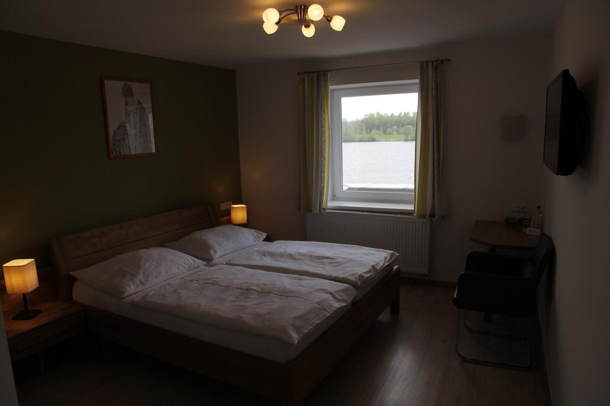 Gasthof Haselberger Marbach an der Donau Exterior photo