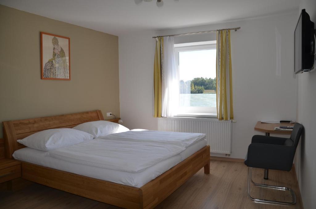 Gasthof Haselberger Marbach an der Donau Exterior photo